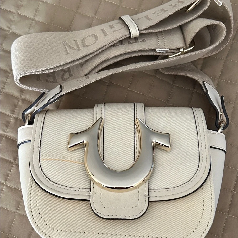 True Religion Cream Crossbody Bag with Gold Accent - Picture 4 of 6